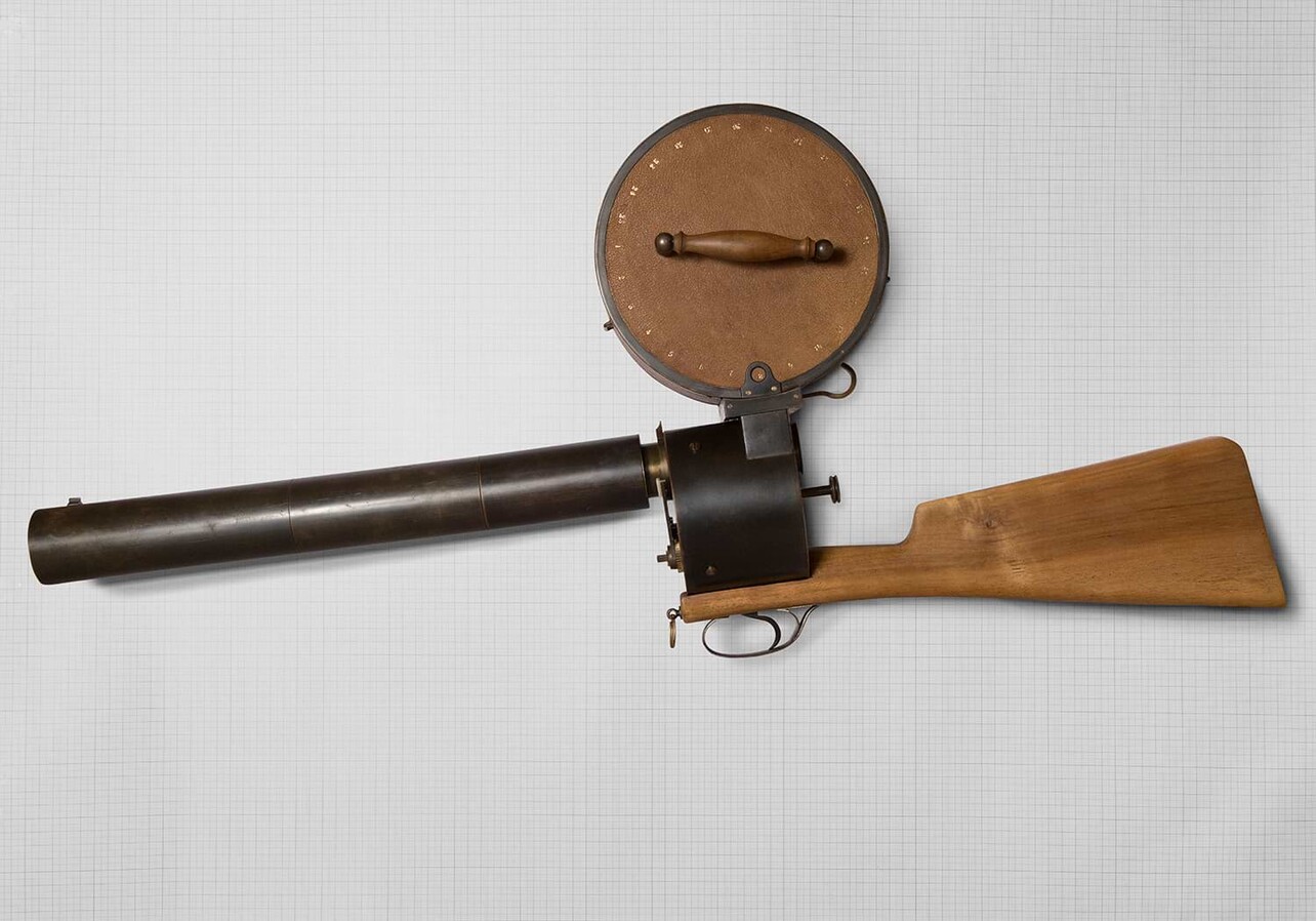 “Tangent Observatory”, 2017 series «Compendium of Photographic Observations»