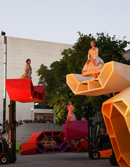 The history of the Enzis The history of the Enzis