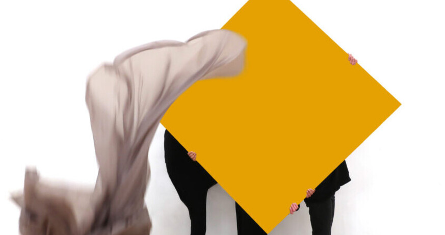 © Alfredo Barsuglia Oleg Soulimenko: "Cloth Ball Square"