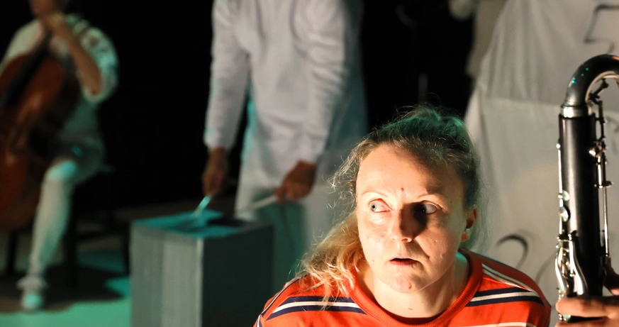 © Clemens Nestroy IT IS TIME