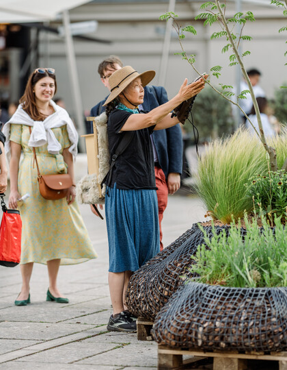 Meet the Artist Meet the Artist